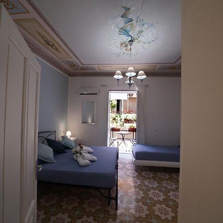 Regina Stella Bed & Breakfast Lascari Eksteriør bilde